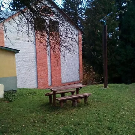 Lodge Ksenia *