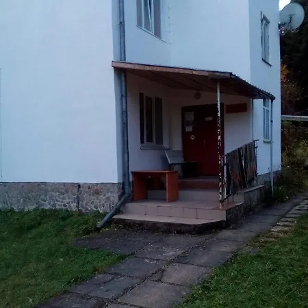 Lodge Ksenia Skhidnytsia